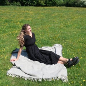 Woven herringbone blanket